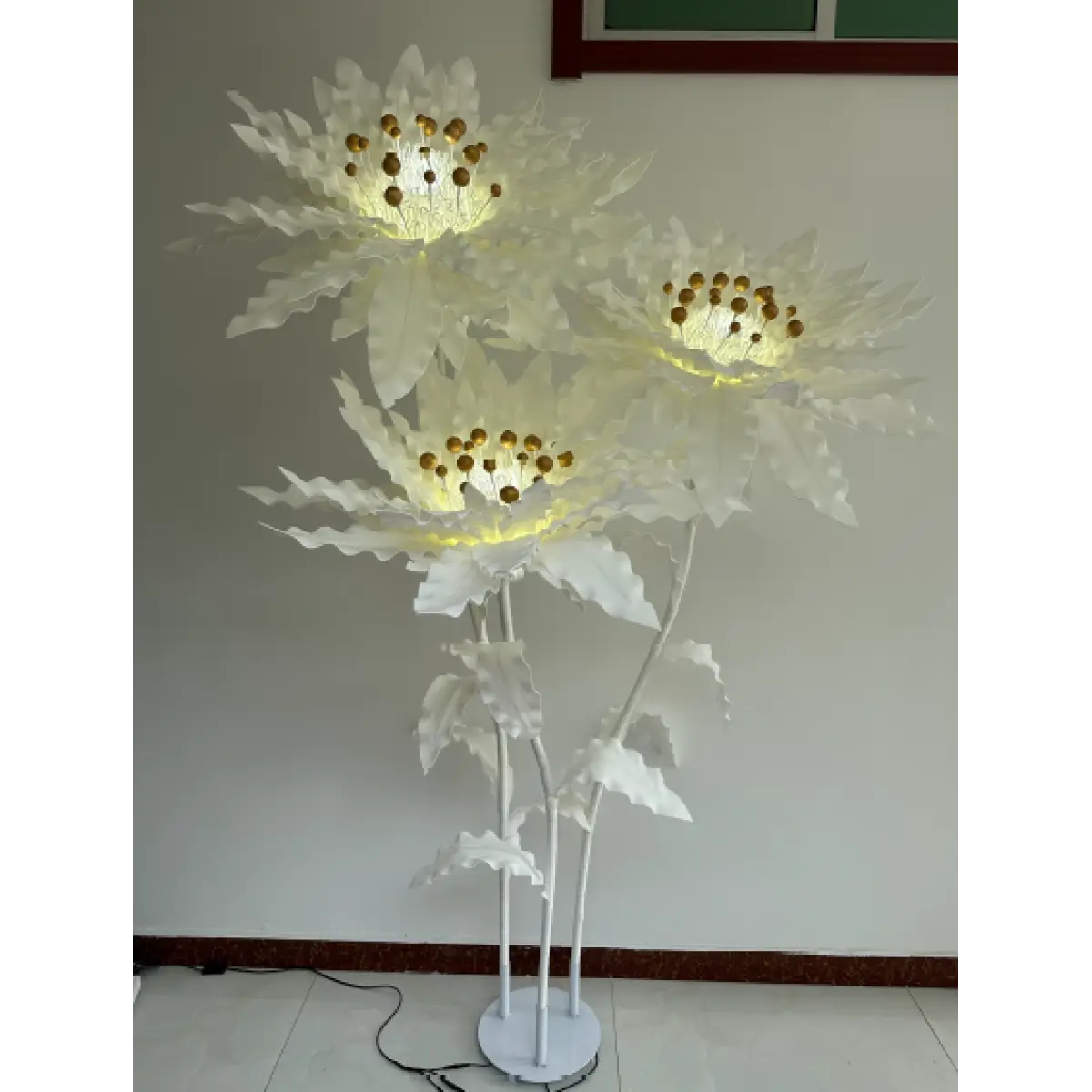 Lampă Decorativă LED în Formă de Floare Honeycomb – 3 Capete