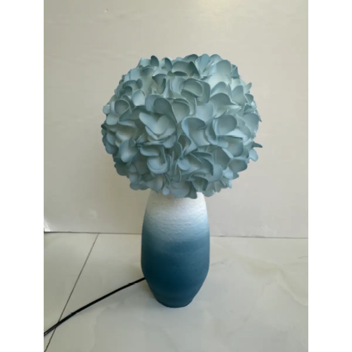 Lampă Decorativă de Masă LED în Formă de Hortensie